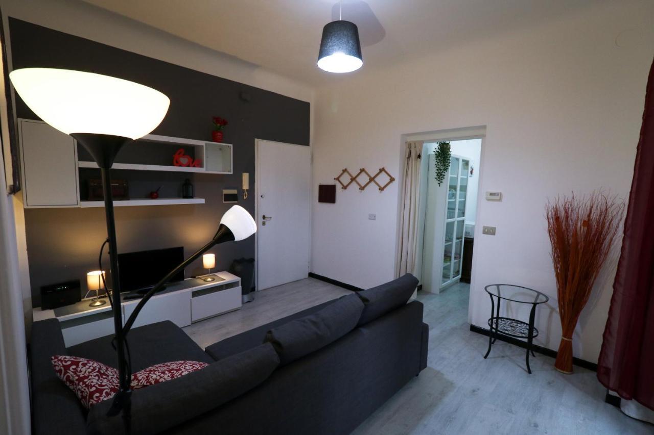 Ferienwohnung La Darsena. Savona Exterior foto