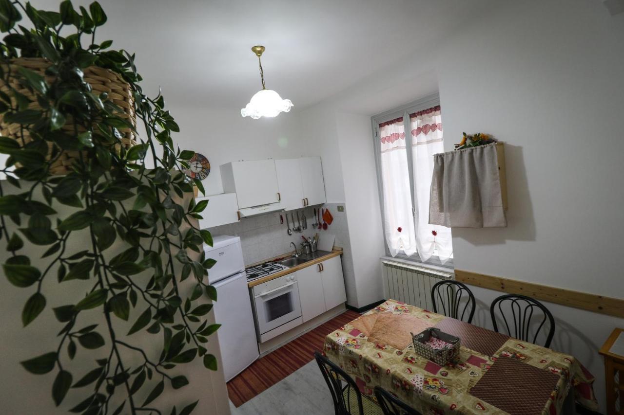 Ferienwohnung La Darsena. Savona Exterior foto